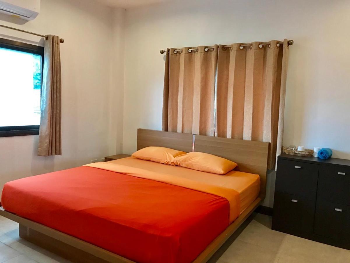 苏梅岛 Hiranyika Cafe & Bed旅舍 外观 照片